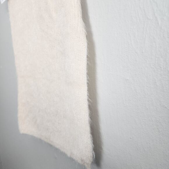 Callahan Revolve Genny Fuzzy Eyelash Knit Midi Skirt Cream White XS Cozy - Picture 12 of 16